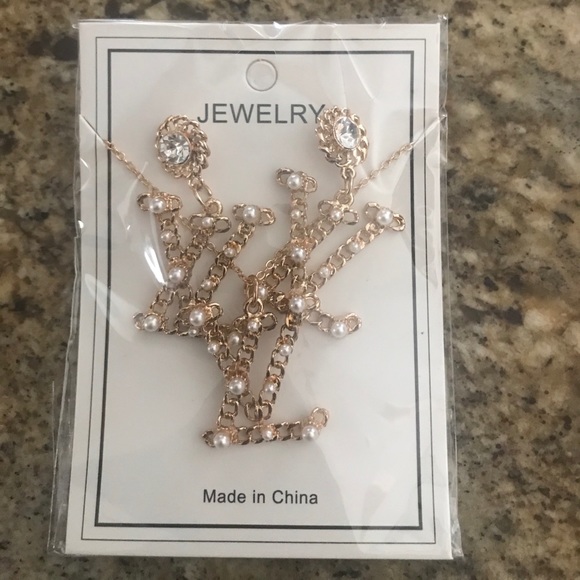 Necklace and Earrings Set - Picture 2 of 4